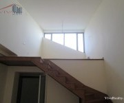 Особняк, 3 этажей, Ереван, Малатиа-Себастиа - 6