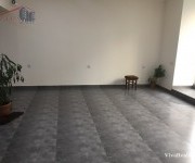 Ունիվերսալ, Երևան, Կենտրոն - 6