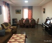 House, 3 floors, Yerevan, Arabkir