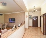 Особняк, 1,5 этажей, Ереван, Малатиа-Себастиа - 3